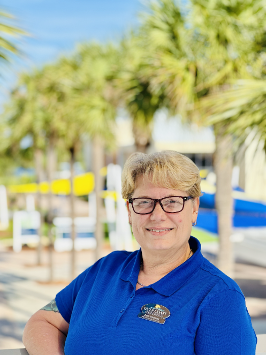 Image of Terri Thomas